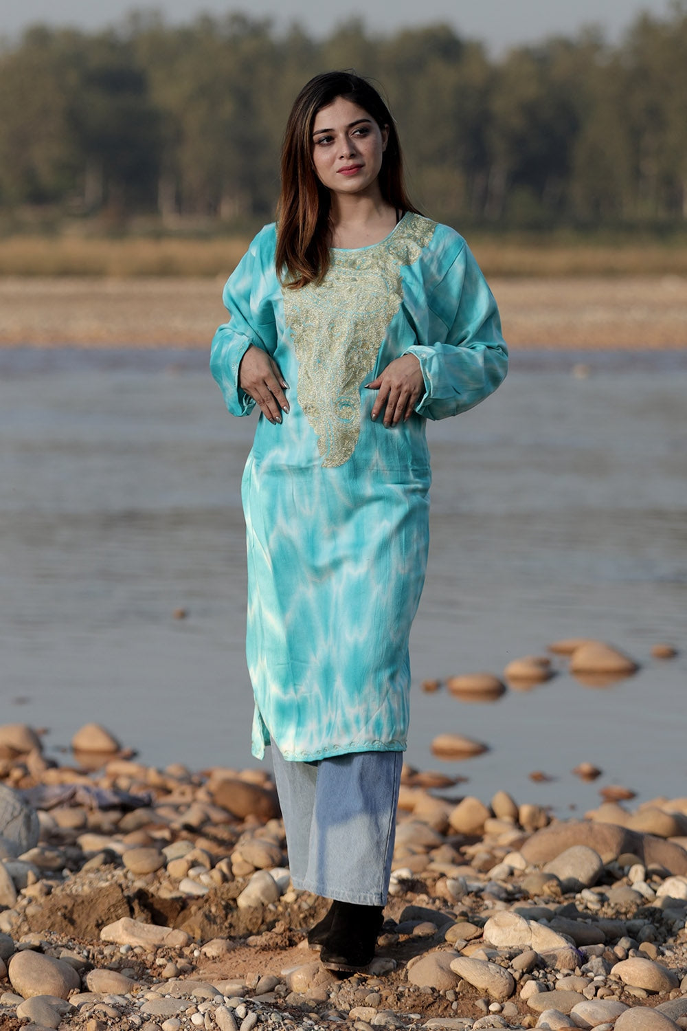 LOVELY DEEP FIROZI COLOUR TIE-DYE Aari Tilla Work