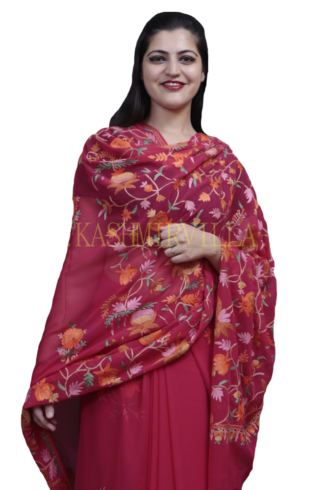 Majenta Colour Saree With Dense Aari Jaal On Pallu