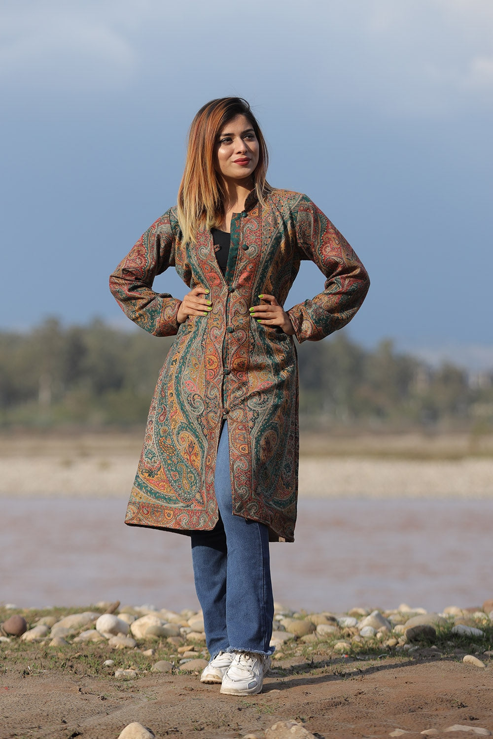 MESMERISING MULTICOLOURED BOTTEL GREEN Colour Kani Jacket