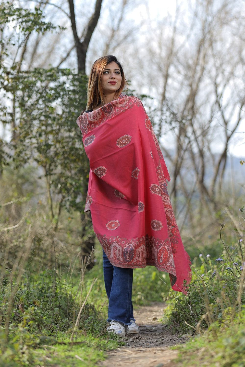 Mesmerizing Pink Colour Shawl With Flower Pattern Style