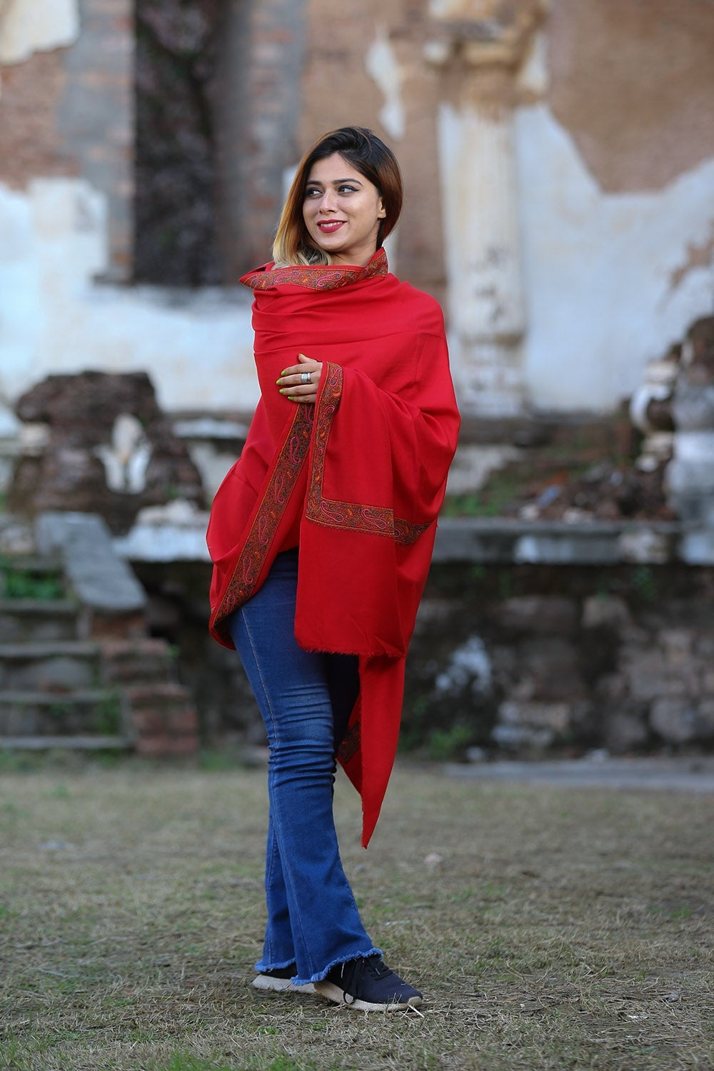 Mesmerizing Red Colour Semi Pashmina Sozni Shawl