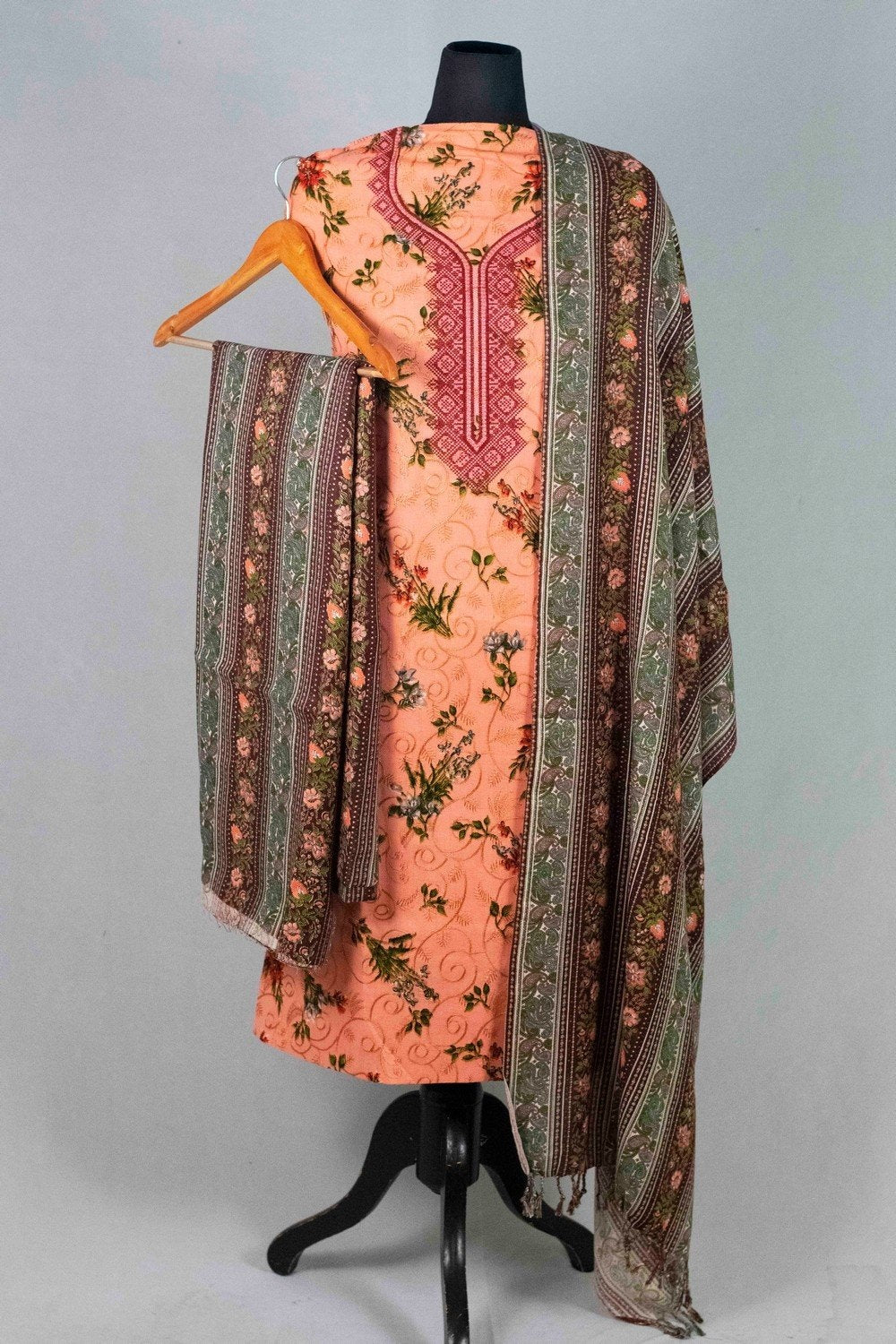 Pink Colour Woolen Kani Printed Suit With Neck And Over All