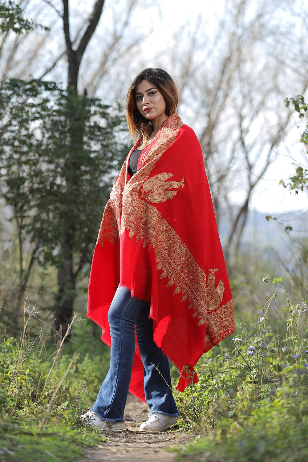 Red Color Kashmiri Shawl With Tilla Work Gives A Trendy Look