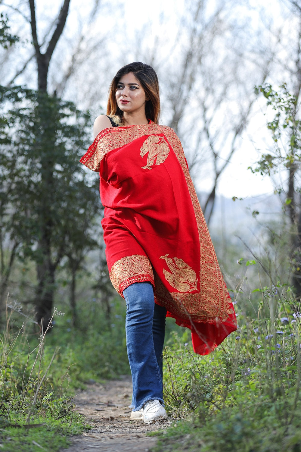 Red Color Kashmiri Shawl With Tilla Work Gives A Trendy Look