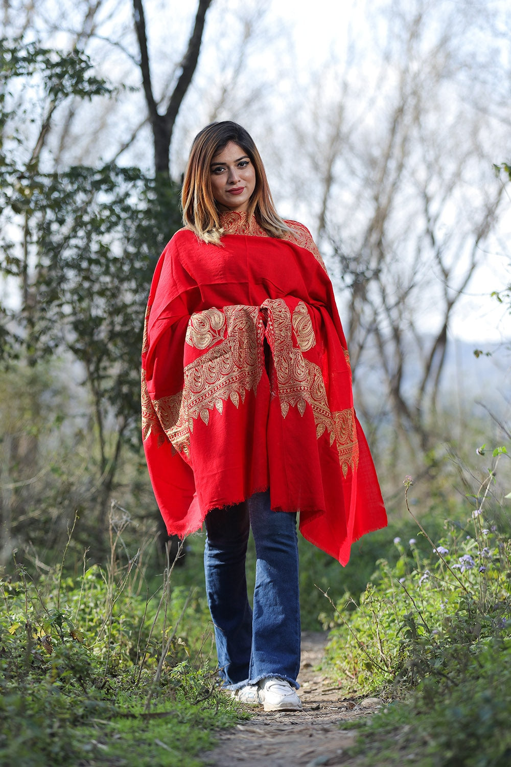 Red Color Kashmiri Shawl With Tilla Work Gives A Trendy Look