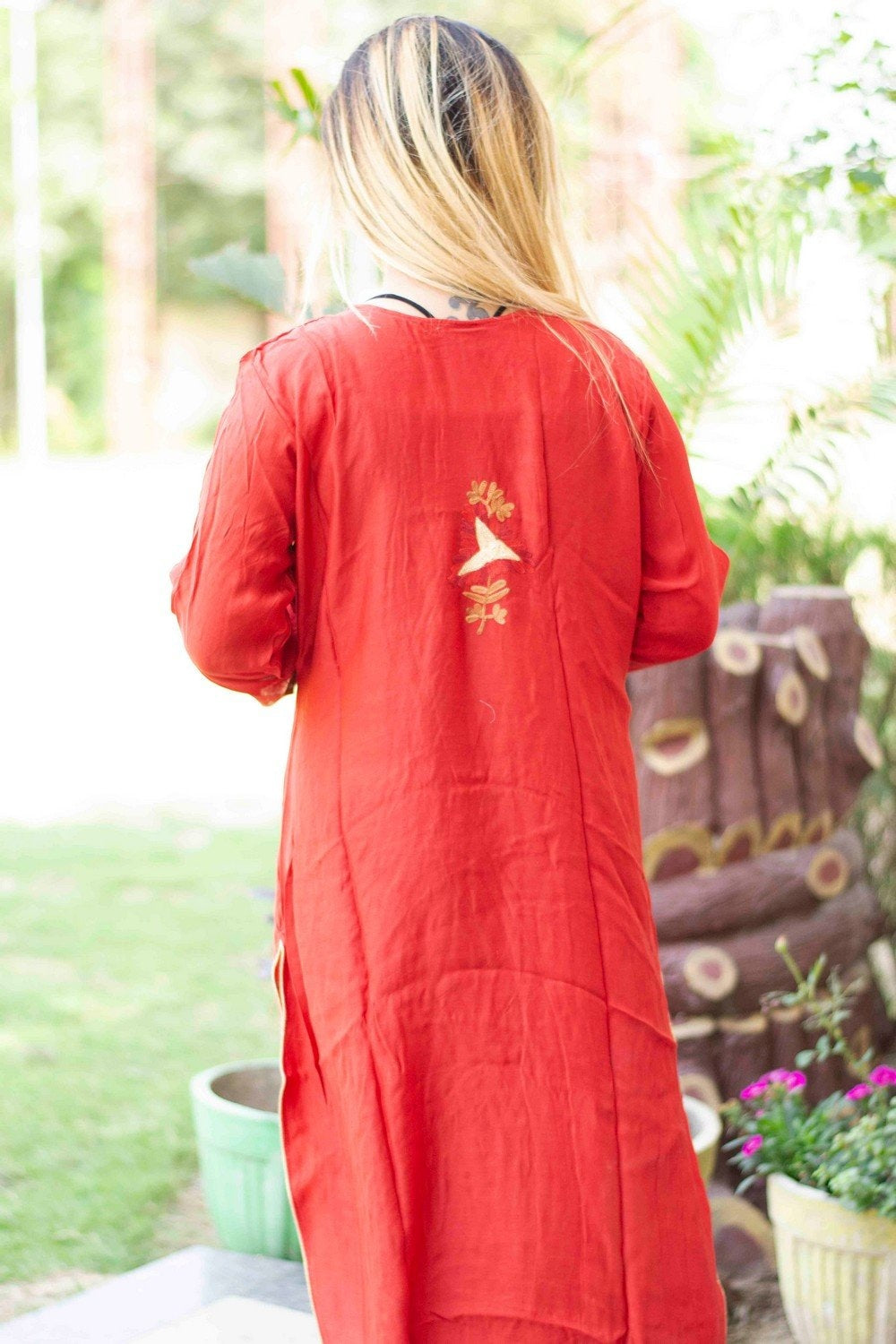 Red Colour Cotton Kurti With Beautiful Aari Embroidery Gives