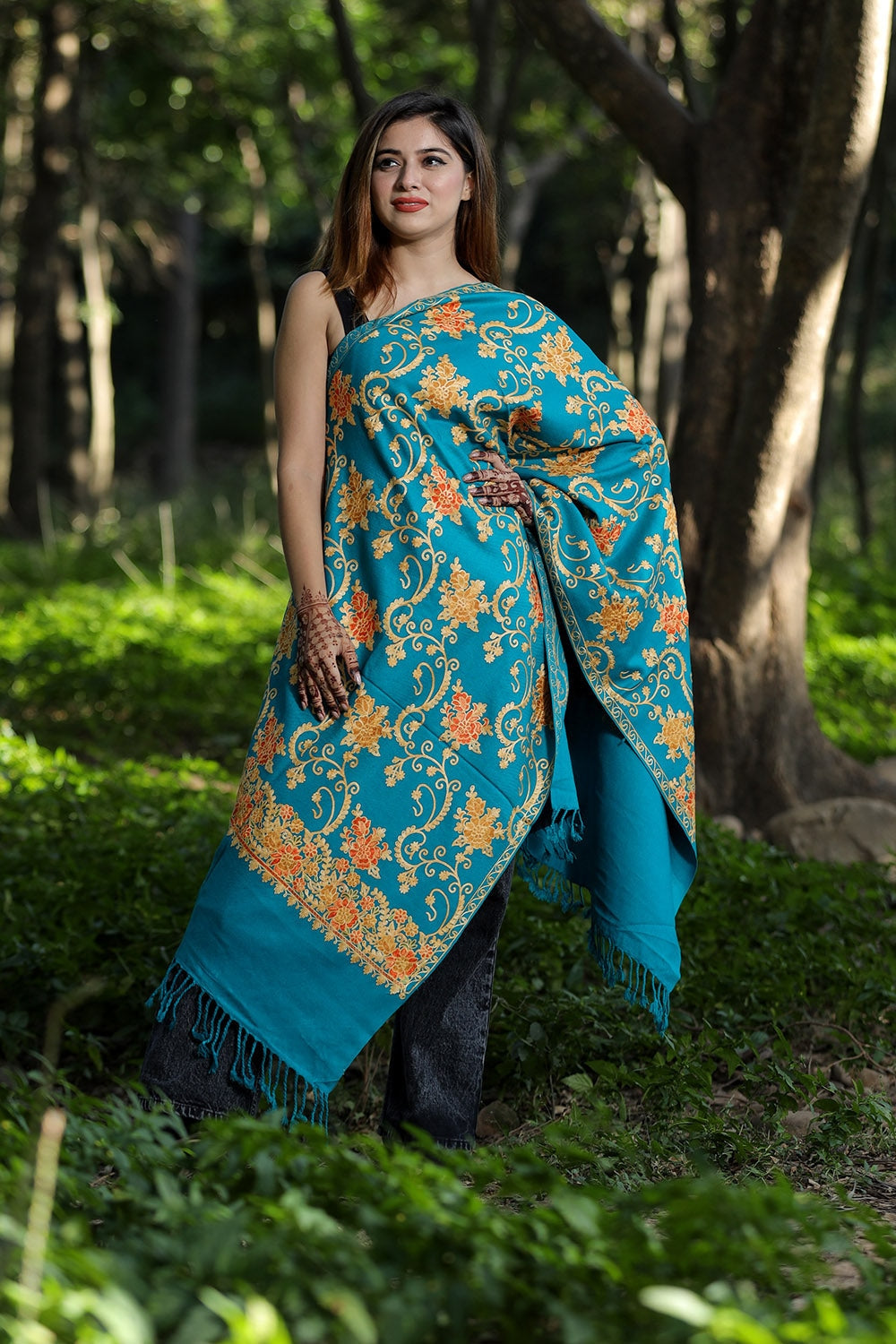 Sea Green Colour Wolen Base With Rich All Over Kashmiri Jaal