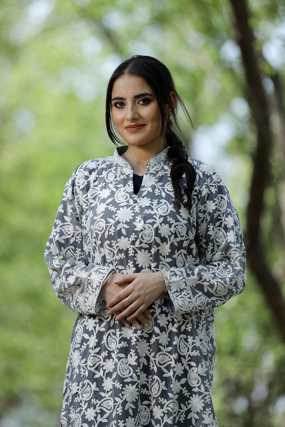 ADA Kurtis : Buy ADA Hand Embroidered Floral Lucknowi Chikankari Grey  Georgette Kurti With Slip (Set of 2) Online | Nykaa Fashion
