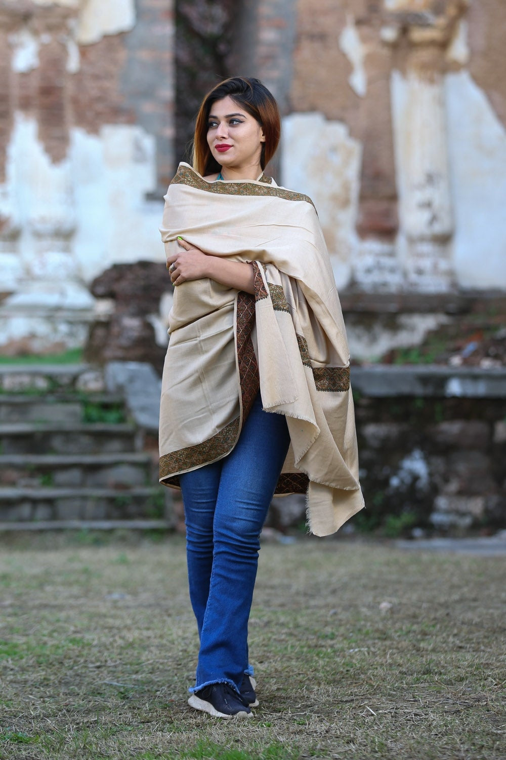 Stylish Beige Colour Kashmiri Sozni Shawl Embellished