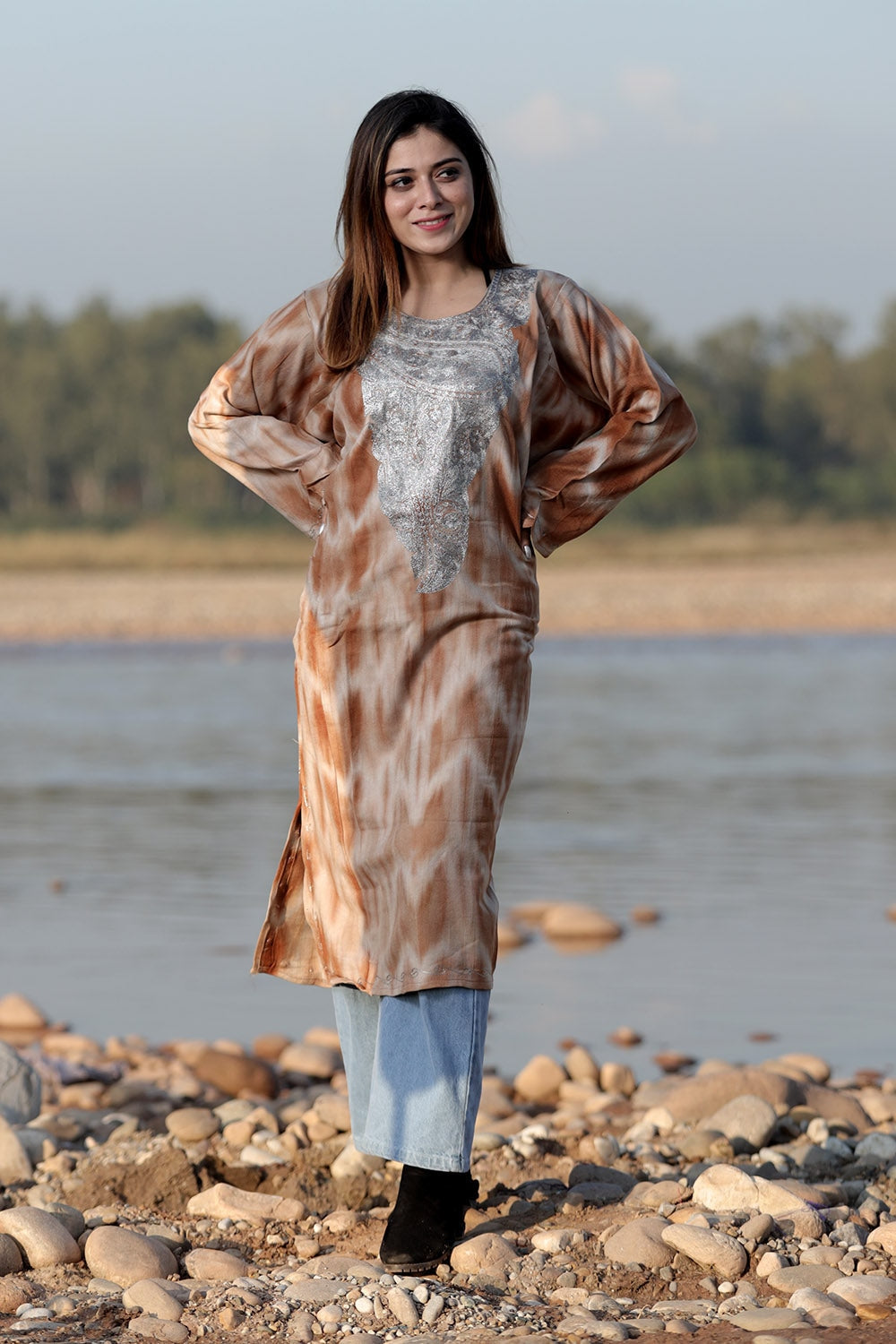 TEMPTING BROWN COLOUR TIE-DYE Aari Tilla Work Embroidered