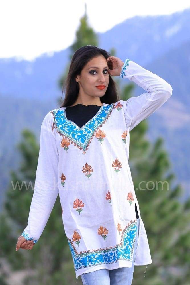 White Paisleys Hem Patterned Kurti on Cotton Material